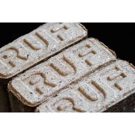 RUF Briketts ganze Palette 960 kg – 96 Packungen à 10 kg, FSC