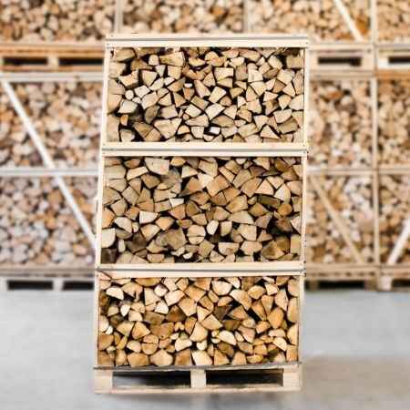 Hainbuche Brennholz kammergetrocknet 25 cm – ganze Palette 900 kg